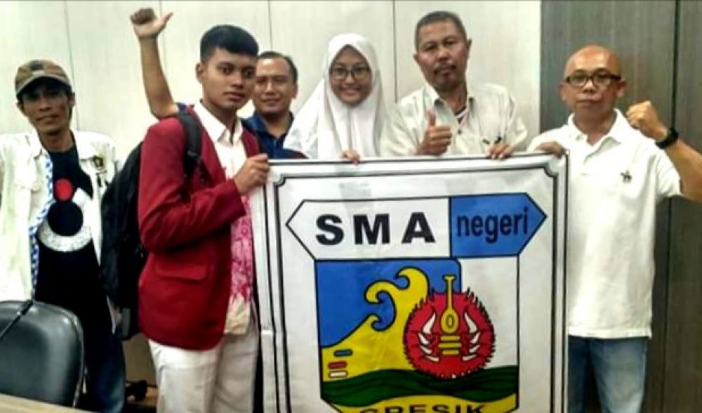 Kegiatan kompetisi literasi pelajar tingkat SMA di Gresik