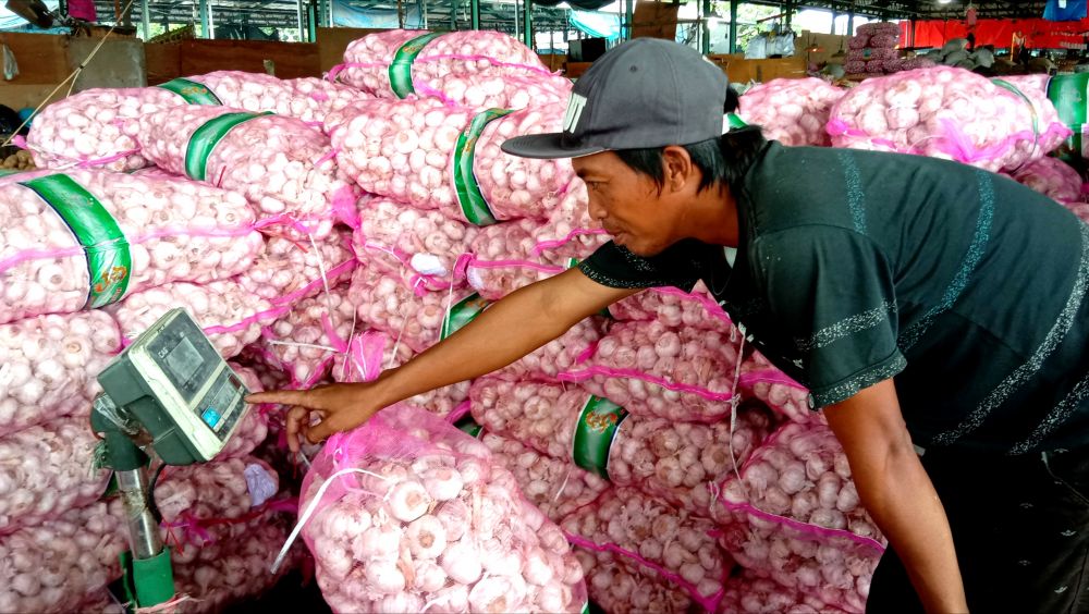 Harga bawang putih di PIOS turun