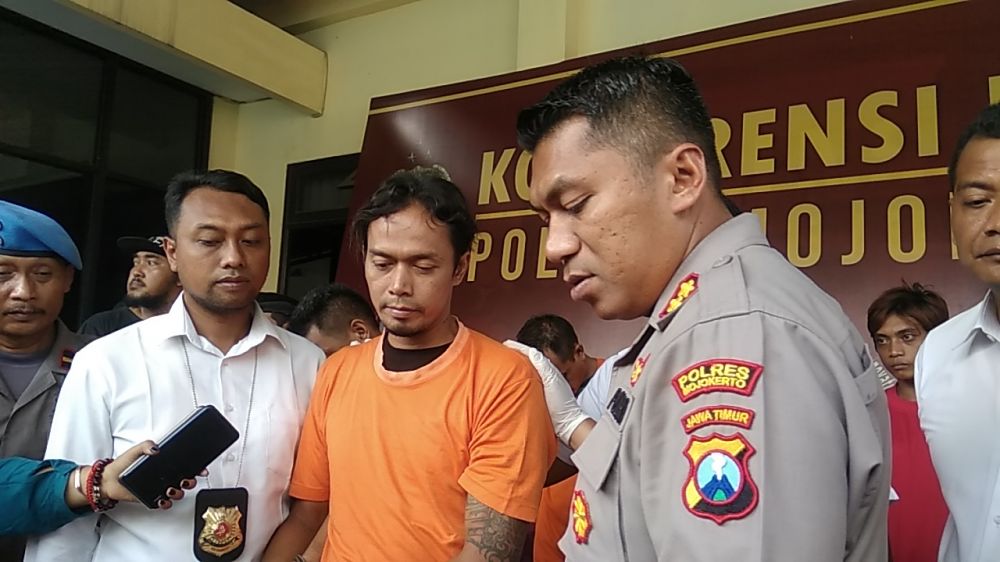 Polres Mojokerto tangkap pengedar narkoba yang dikendalikan oleh napi di Porong