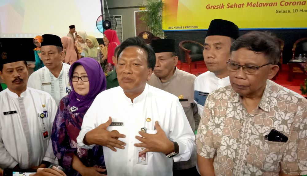 Bupati Sambari di kegiatan sosialisasi pencegahan corona di Gresik