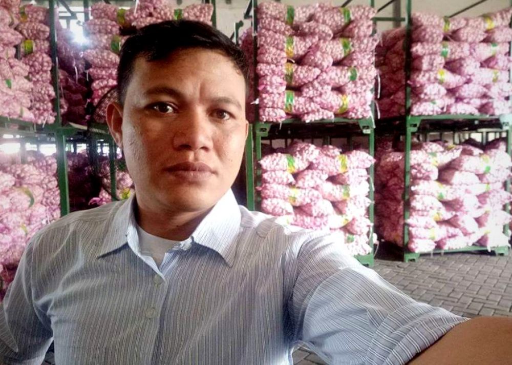 Pedagang Bawang Putih di PIOS Pasok Kalimantan Timur dan Jawa Barat