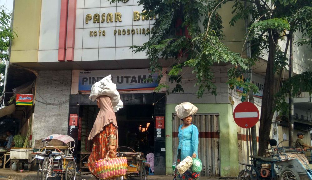 Salah satu pasar tradisional di Kota Probolinggo yang belum menyediakan wastafel