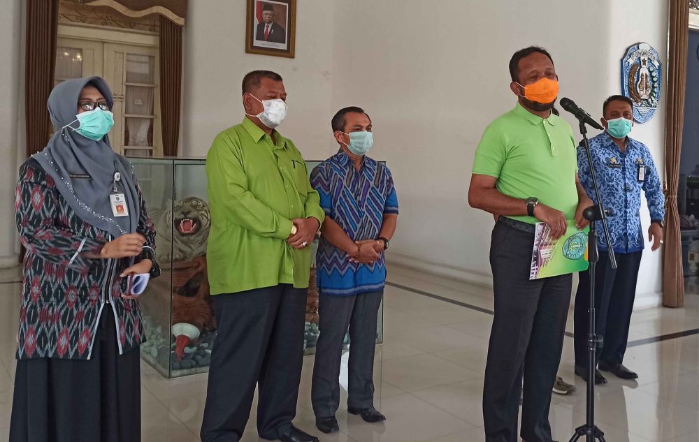 Bupati Ponorogo, Ipong Muchlissoni