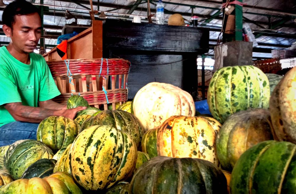 Buah Blewah di PIOS Jadi Favorit saat Bulan Ramadan