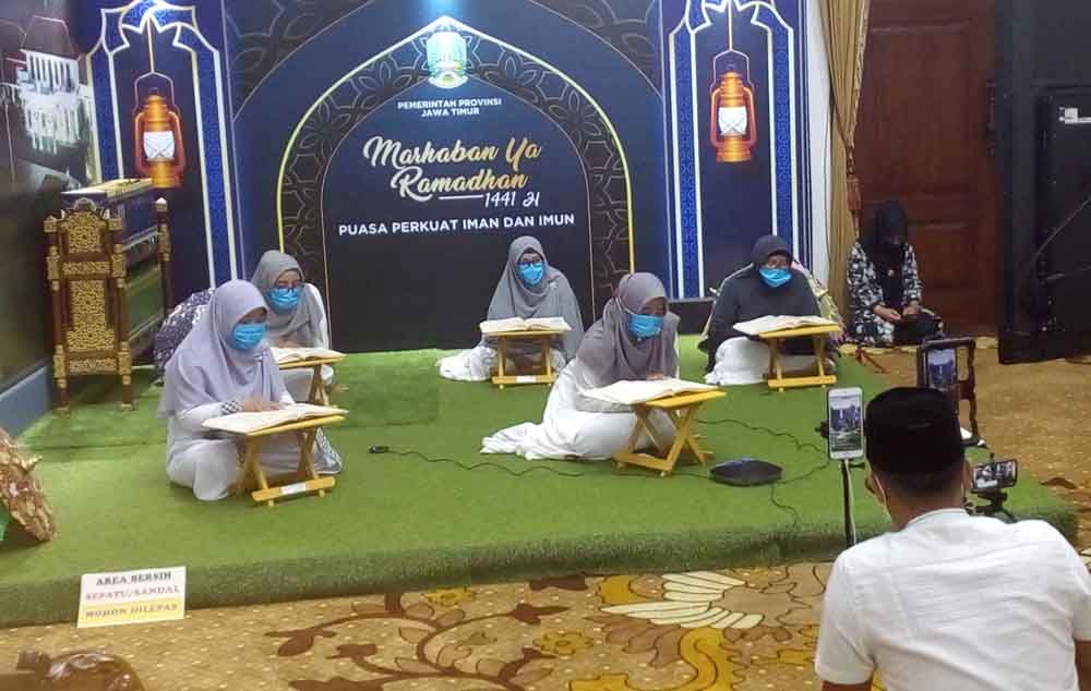 Menengok Tadarus Online di Gedung Negara Grahadi