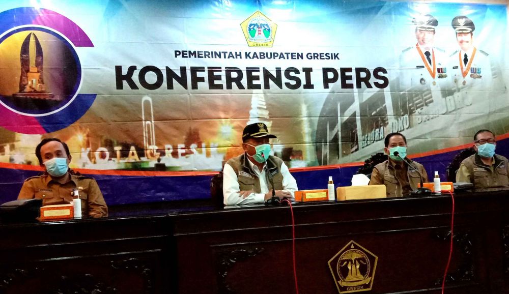 Bupati Gresik Sambari Halim Radianto