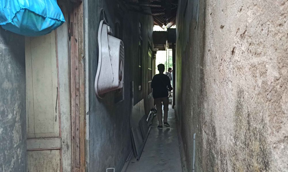 Akses Jalan Rumah ini Ditutup Tembok oleh Tetangga