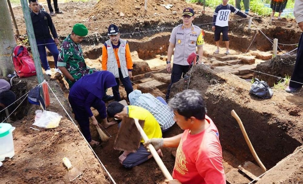 Ekskavasi Situs Candi Pendem beberapa waktu lalu sebelum Pandemi Covid-19 
