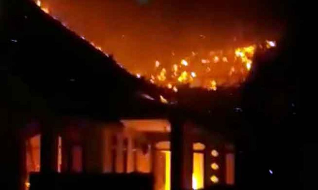 Rumah milik petani bawang merah yang terbakar