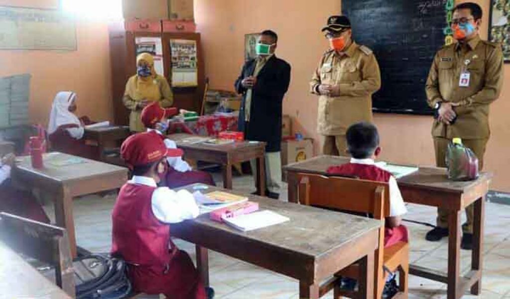 Pembelajaran tatap muka SD dan SMP di Kabupaten Probolinggo