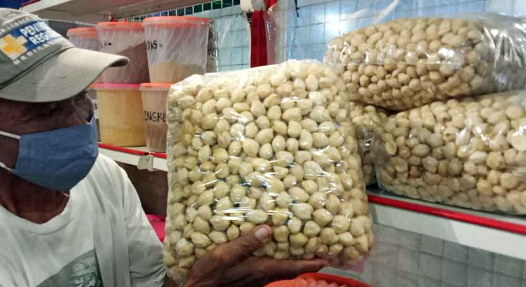 Kemiri dari Medan tersedia di PIOS