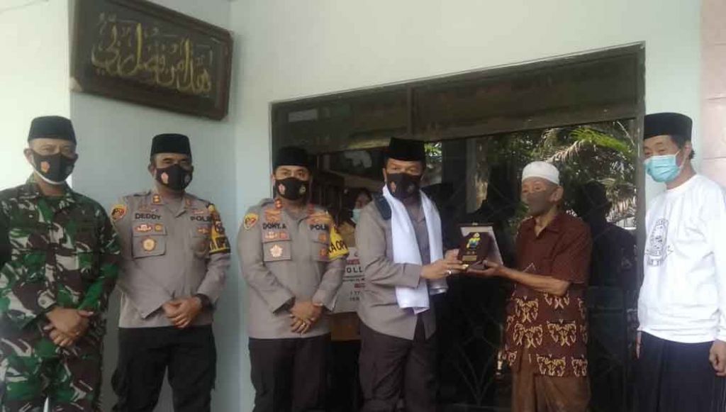 Jalin Silaturahmi, Kapolda Kunjungi Ponpes di Mojokerto