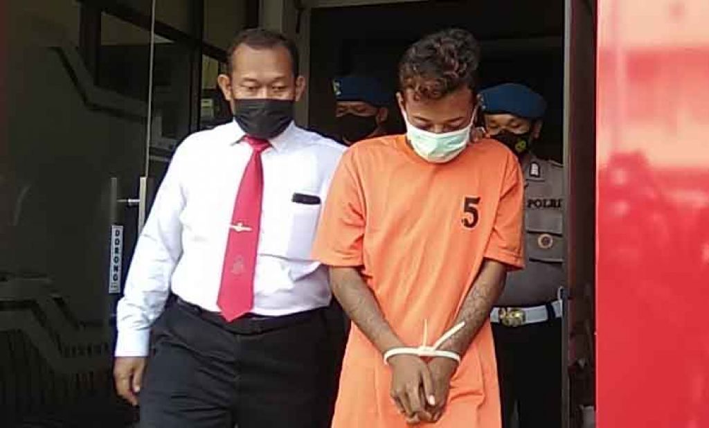 Remaja penganiaya keluarga yang diamankan Polres Mojokerto