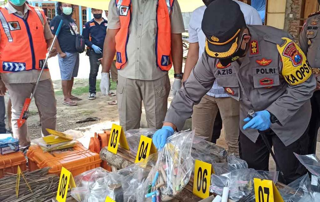 Kakak Beradik Tewas saat Meracik, Petasan Diduga untuk Dipasang di Balon Udara