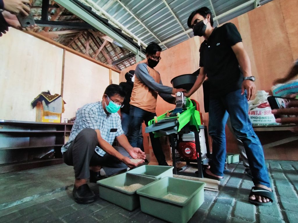 Konsumsi beras isi ulang, pola hidup sehat baru dan kurangi limbah plastik