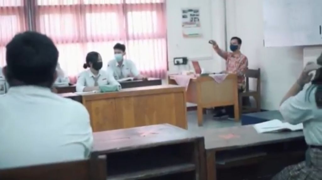 DSI YPTA Fasilitasi Kamera Tracking untuk Pembelajaran Hybrid SMPTag