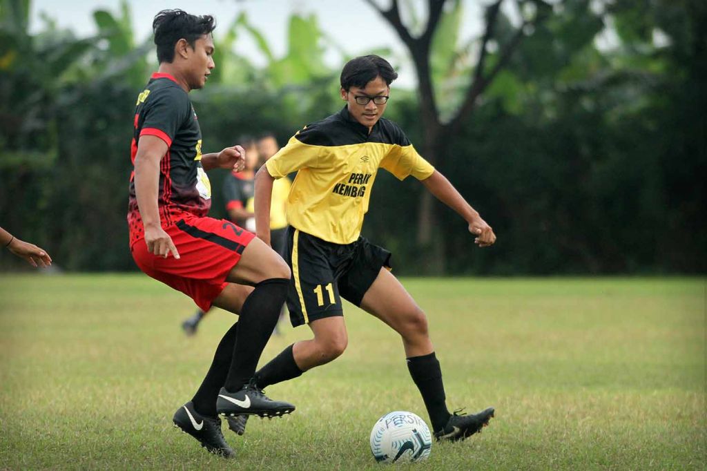 Pemain Persik Kembangan saat berlatih menjelang kick off Piala Bupati. (Foto : Sahlul Fahmi/jatimnow.com)