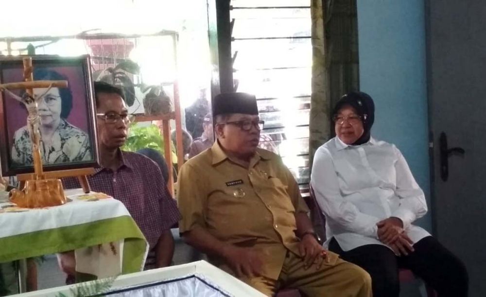 Ibu Ketua DPRD Surabaya Tutup Usia, Wali Kota Risma Melayat ke Blitar