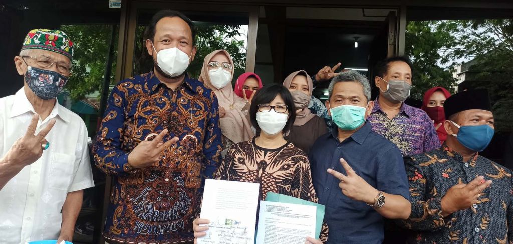 Ipong Bikin Janji Politik Siap Mundur Bila Dua Tahun Program Tak Jalan