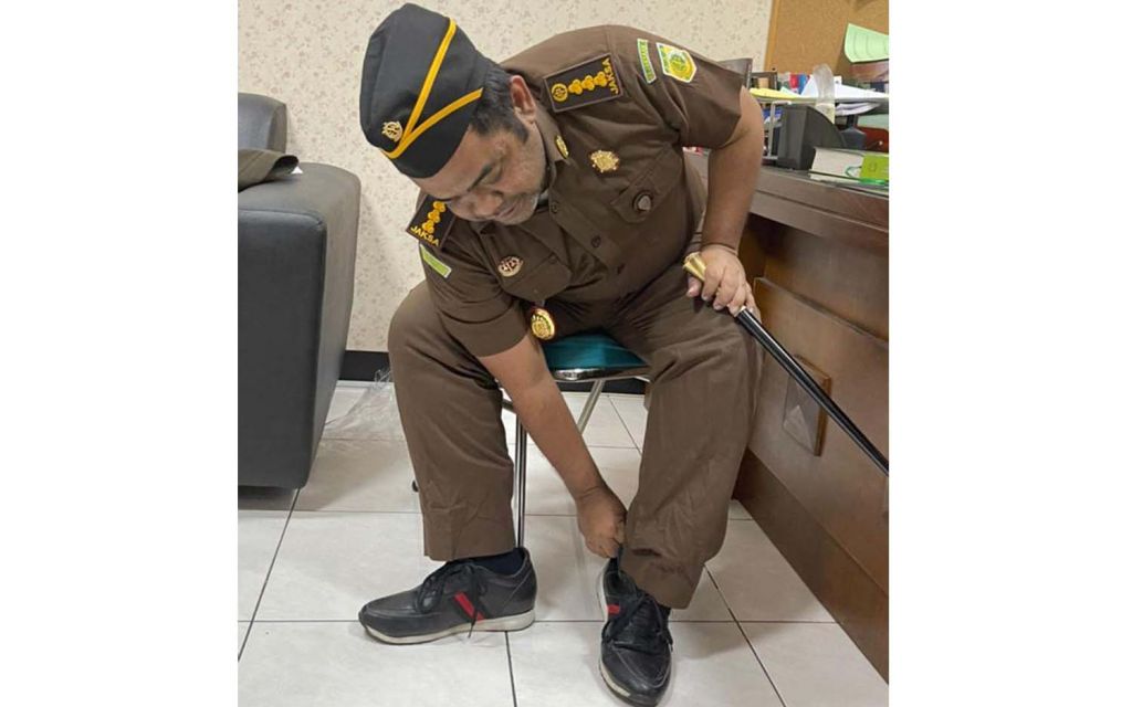 Tampang jaksa gadungan yang ditangkap tim dari Kejari Surabaya