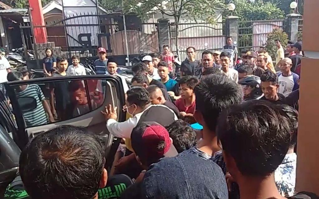 Penjahat jalanan di Pasuruan dihajar warga
