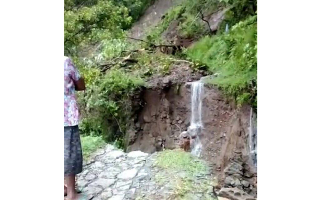 Jembatan penghubung antara desa di Ponorogo yang amblas