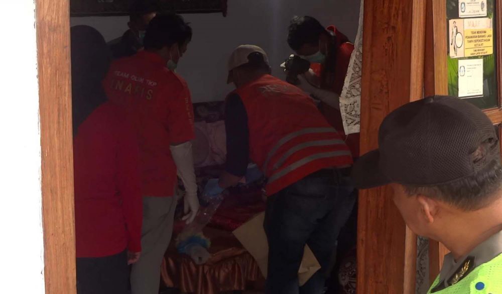 Juragan Kos di Tulungagung Tewas Tertutup Kasur Lipat, Dibunuh?