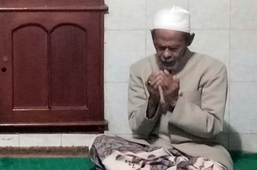 Pengasuh Ponpes Sidogiri Pasuruan, KH Nawawi Abdul Djalil (Foto: Dok. jatimnow.com)
