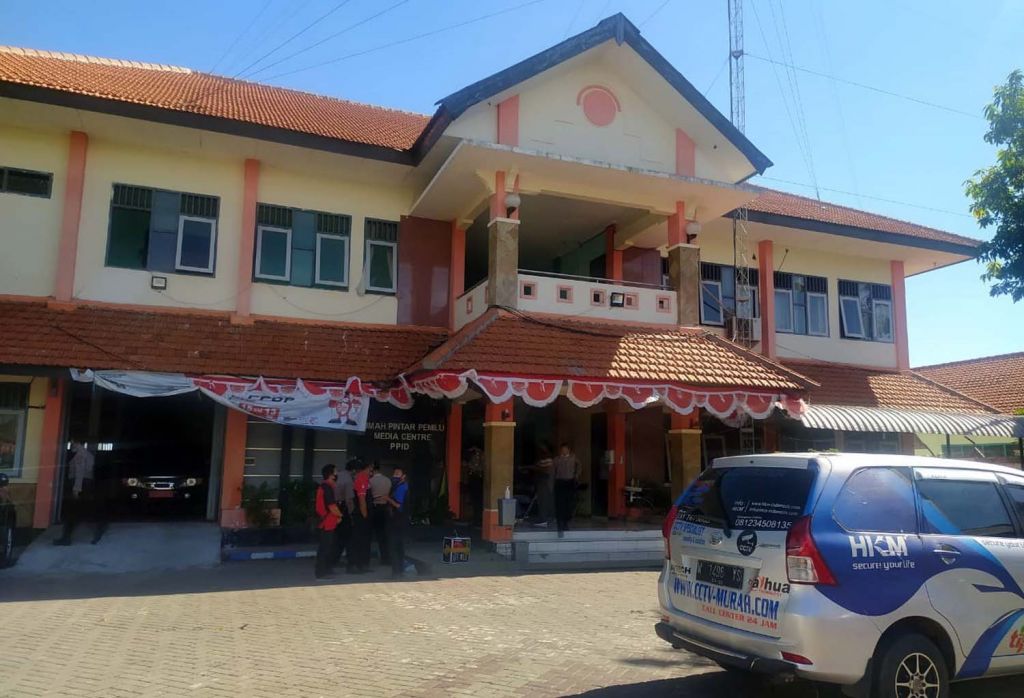 KPU Sidoarjo tetapkan dua dari tiga bapaslon jadi paslon