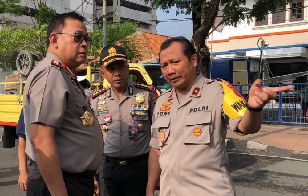 Kapolda Jatim Irjen Pol Luki kembali mendatangi Jalan Raya Gubeng.