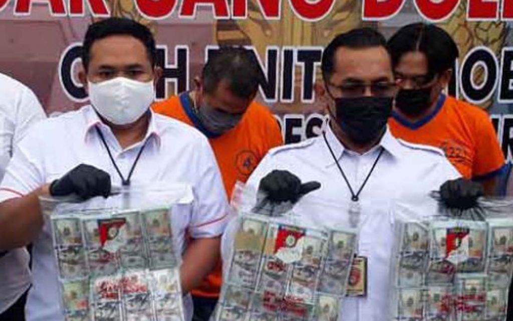 Kasat Reskrim Polrestabes Surabaya, AKBP Oki Ahadian (kanan) - Foto: Dok. jatimnow.com