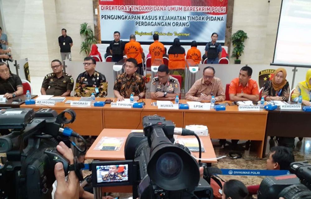 Prostitusi Berkedok Wisata Seks Halal di Puncak Bogor Dibongkar