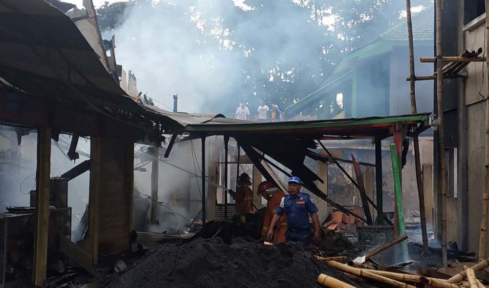 Kebakaran ruko di Probolinggo