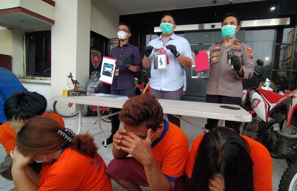 Komplotan copet libatkan satu keluarga diamankan Unit Resmob Polrestabes Surabaya (Foto-foto: Farizal Tito/jatimnow.com)