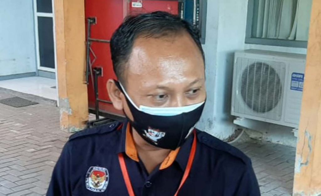 Ketua KPU Gresik, Akhmad Roni