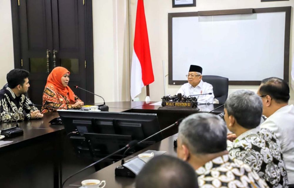 Gubernur Jatim Khofifah Indar Parawansa dan rombongan saat menemui Wapres Ma'ruf Amin di Jakarta
