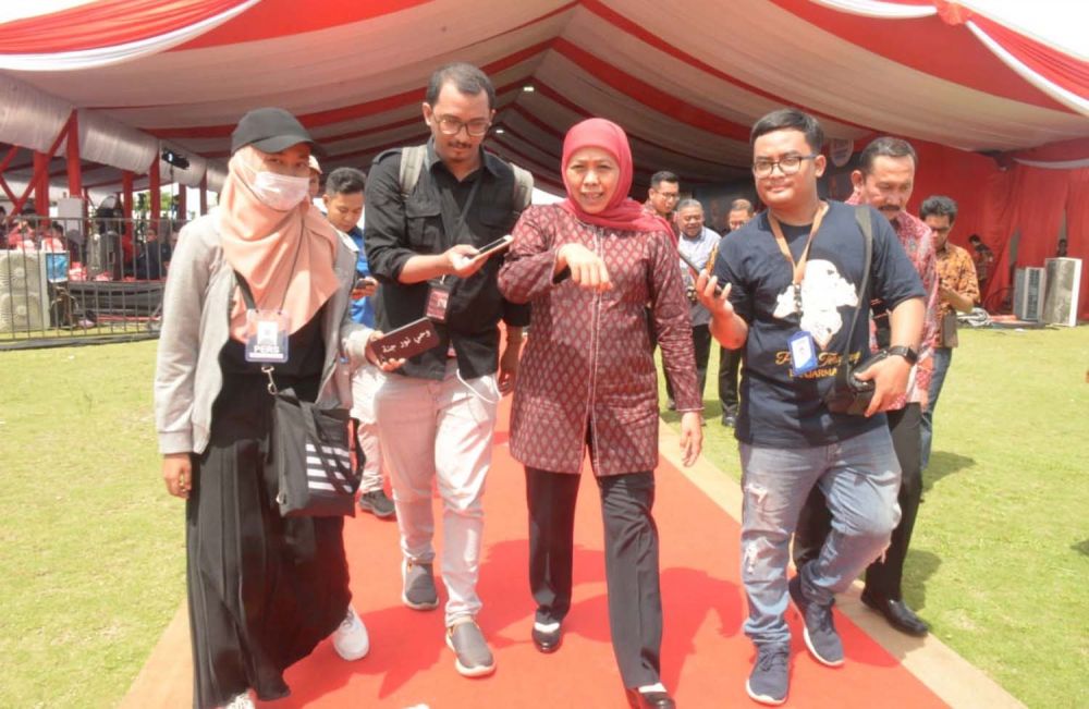 Gubernur Khofifah saat menghadiri puncak peringatan HPN 2020 di Kalsel