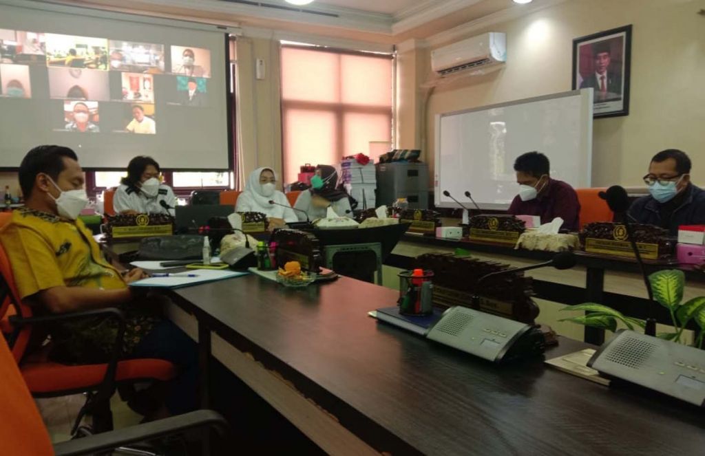 Komisi A DPRD Surabaya saat hearing bersama Satpol PP beberapa waktu lalu