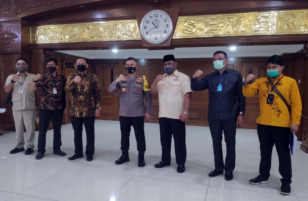 Komisi III DPR RI saat berkunjung ke Mapolda Jatim