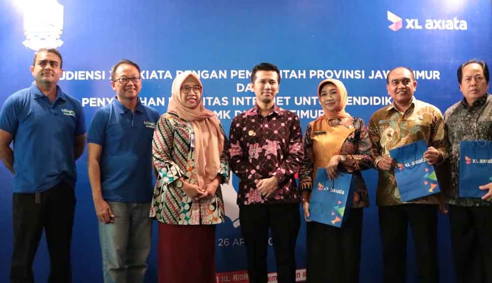 Kuota Internet Gratis untuk 39 Sekolah di Surabaya dan Madura