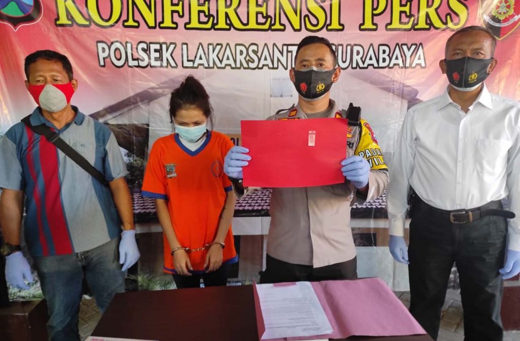 LC yang nyabu diamankan di Mapolsek Lakarsantri, Surabaya