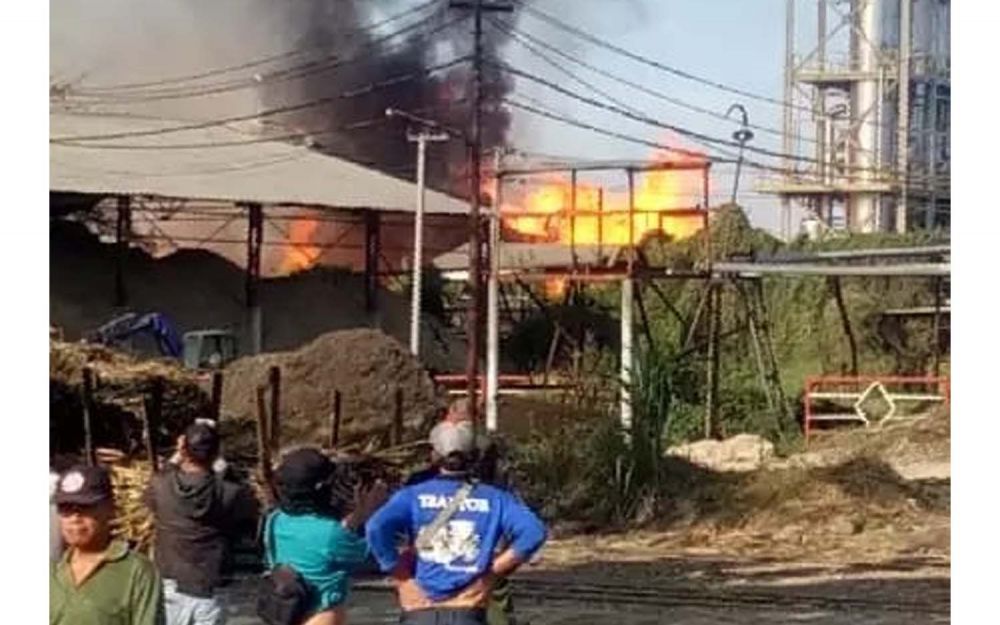 Ledakan di pabrik etanol di Desa Gempolkrep, Kecamatan Gedeg, Kabupaten Mojokerto