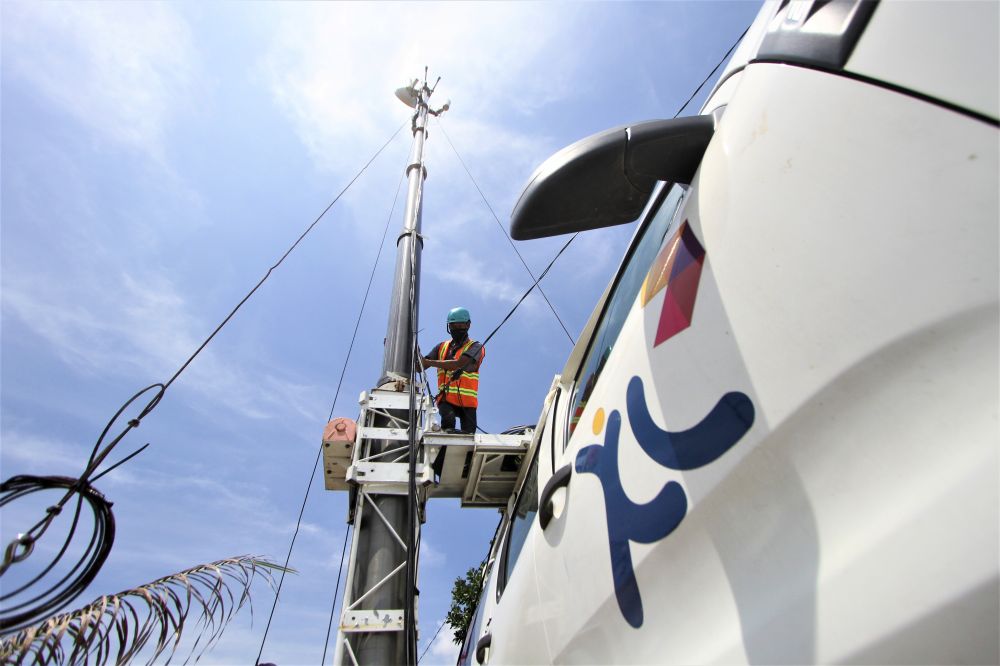 XL Axiata juga telah menyiapkan beberapa Mobile BTS untuk back-up penguatan jaringan di area Haul Guru Sekumpul