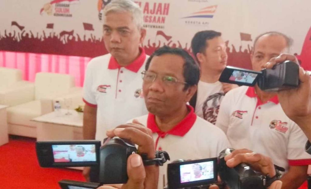 Mahfud MD dalam sebuah acara di Surabaya pada Juli 2019 (Foto: Dok. jatimnow.com)
