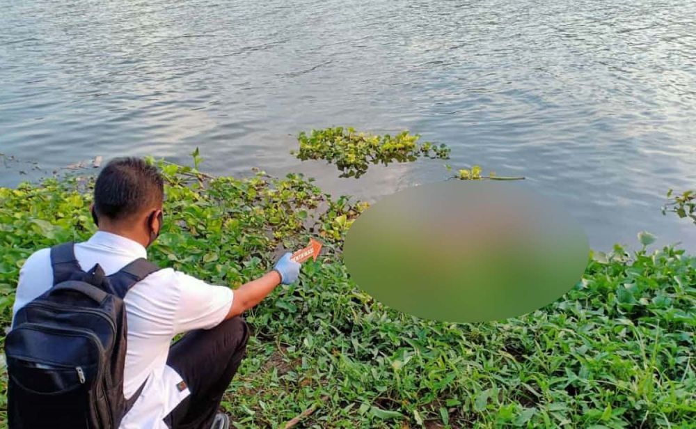 Mayat Pria Telanjang Ditemukan di Sungai Brantas Mojokerto