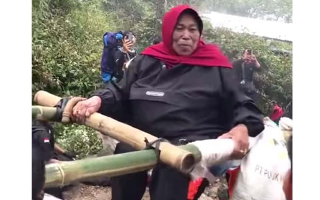 Tangkapan layar video postingan akun Facebook Bayu Aji AE