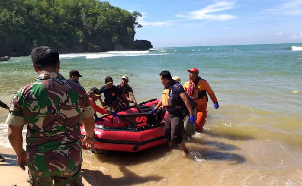Nelayan yang Hilang di Pacitan Ditemukan Tewas
