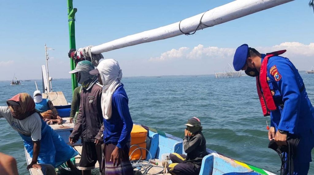 Nelayan Pasuruan Ditemukan Tewas Mengambang di Tengah Laut