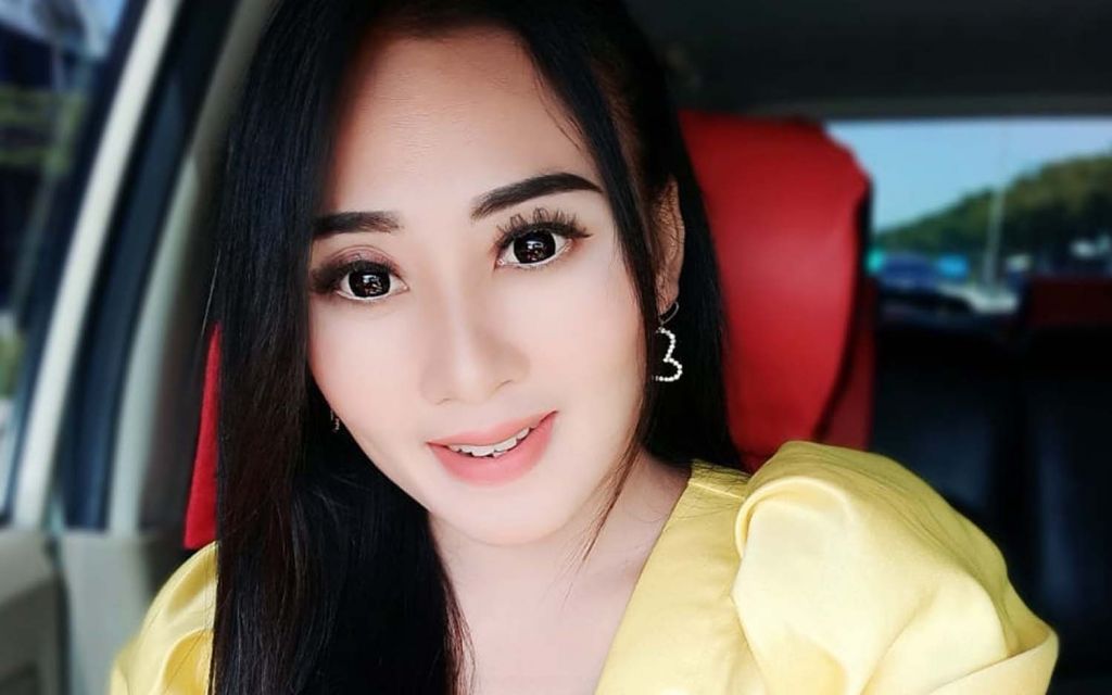 Pejabat Desa Cantik di Bojonegoro: Saya Ingin Mengabdikan Diri ke Masyarakat