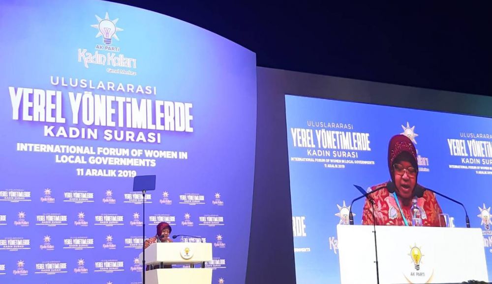 Wali Kota Risma di forum yang digelar di Turki